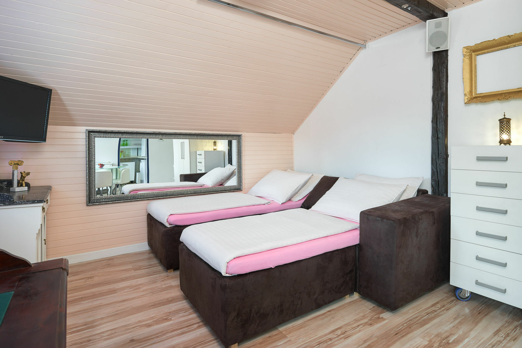Anastasia Suites Zagreb Exterior photo